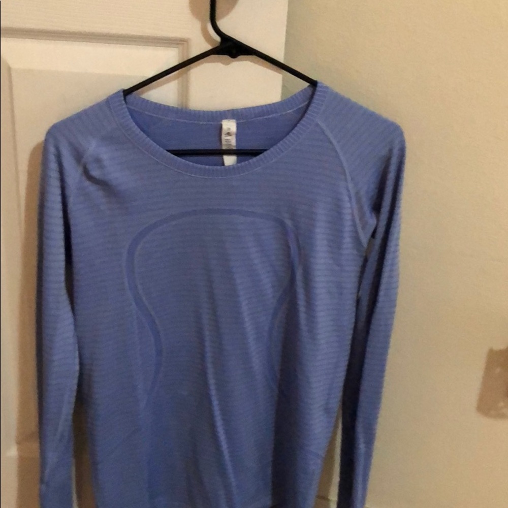 Long sleeve lululemon shirt